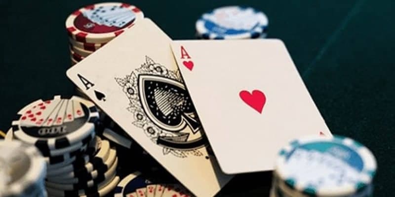 Mẹo dụ đối phương vào kèo khi có bài ngũ linh blackjack